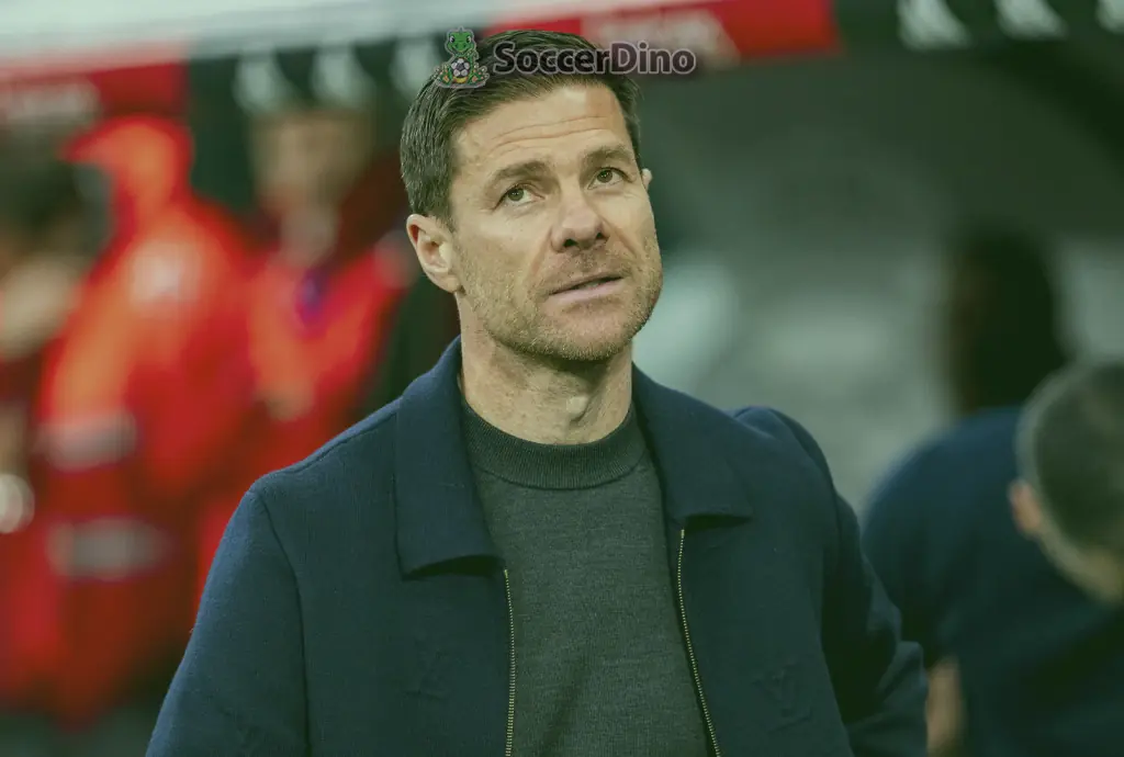 Sevilla FC first test for Bayer only one day with fans at training camp