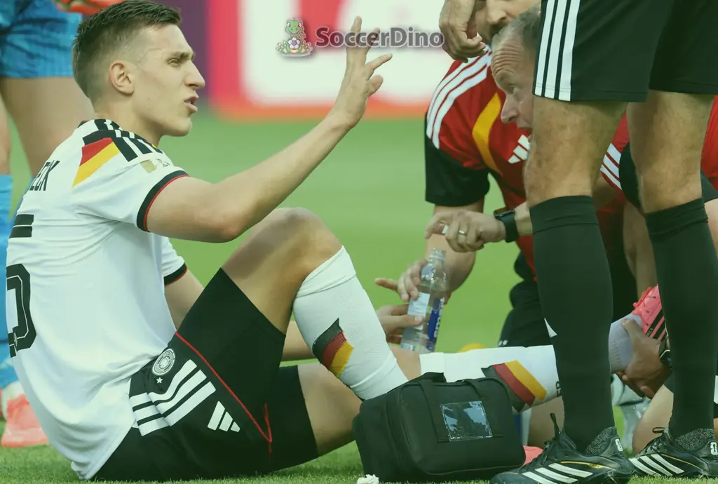 SoccerDino