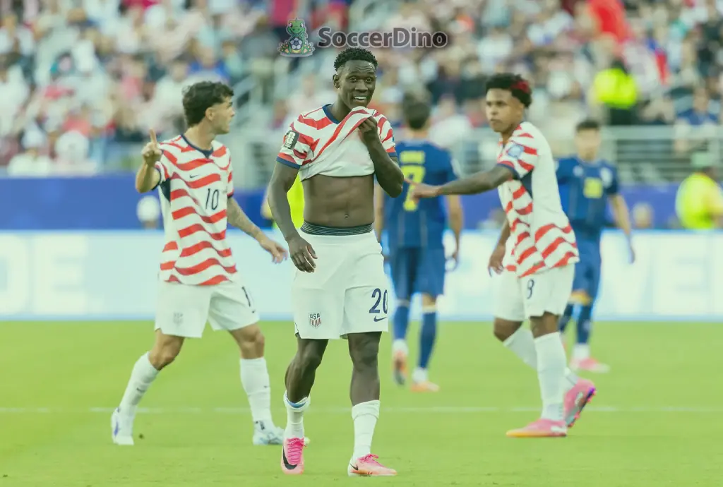 SoccerDino